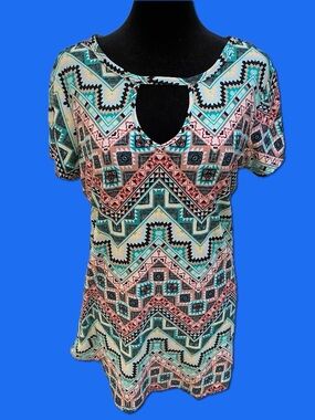 Bobbie Brooks Geometric Keyhole Tunic in Teal & Coral